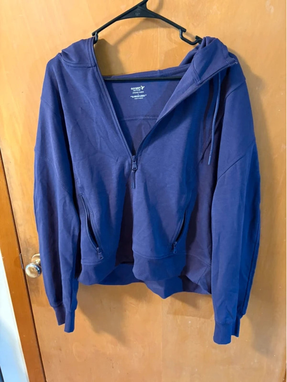 Old Navy Sweatshirt